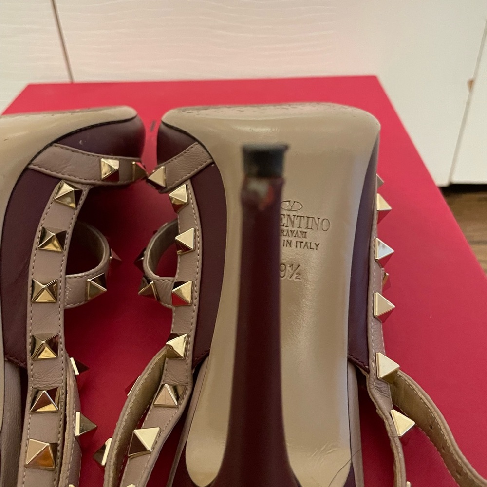 Valentino Rockstud Burgundy Heels - Picture 6 of 6